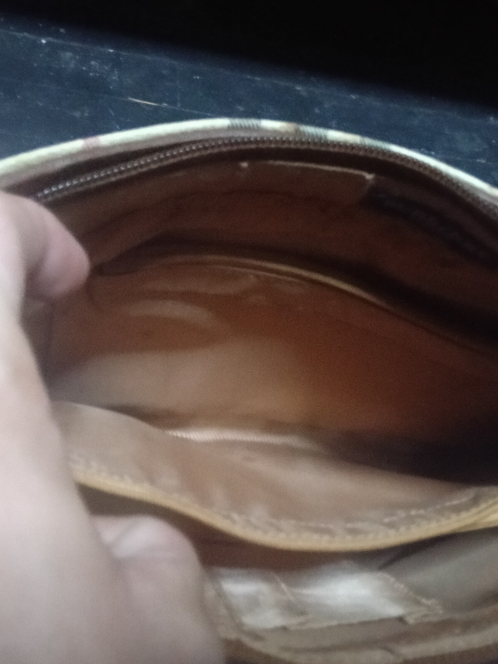 Burberry Beige Plaid Shoulder Bag with Brown Trim - Picture 6 of 6